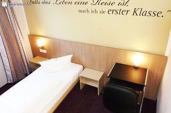 Hotel Mainstation Fráncfort del Meno